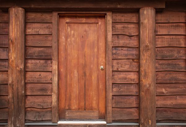 Log Cabin Siding Installation in Marion